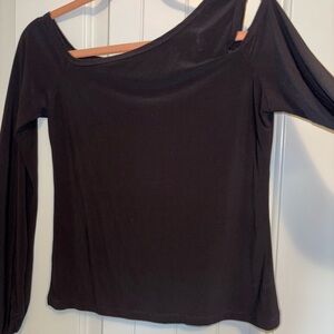 Forever 21 Black Asymmetrical Long Sleeve Top